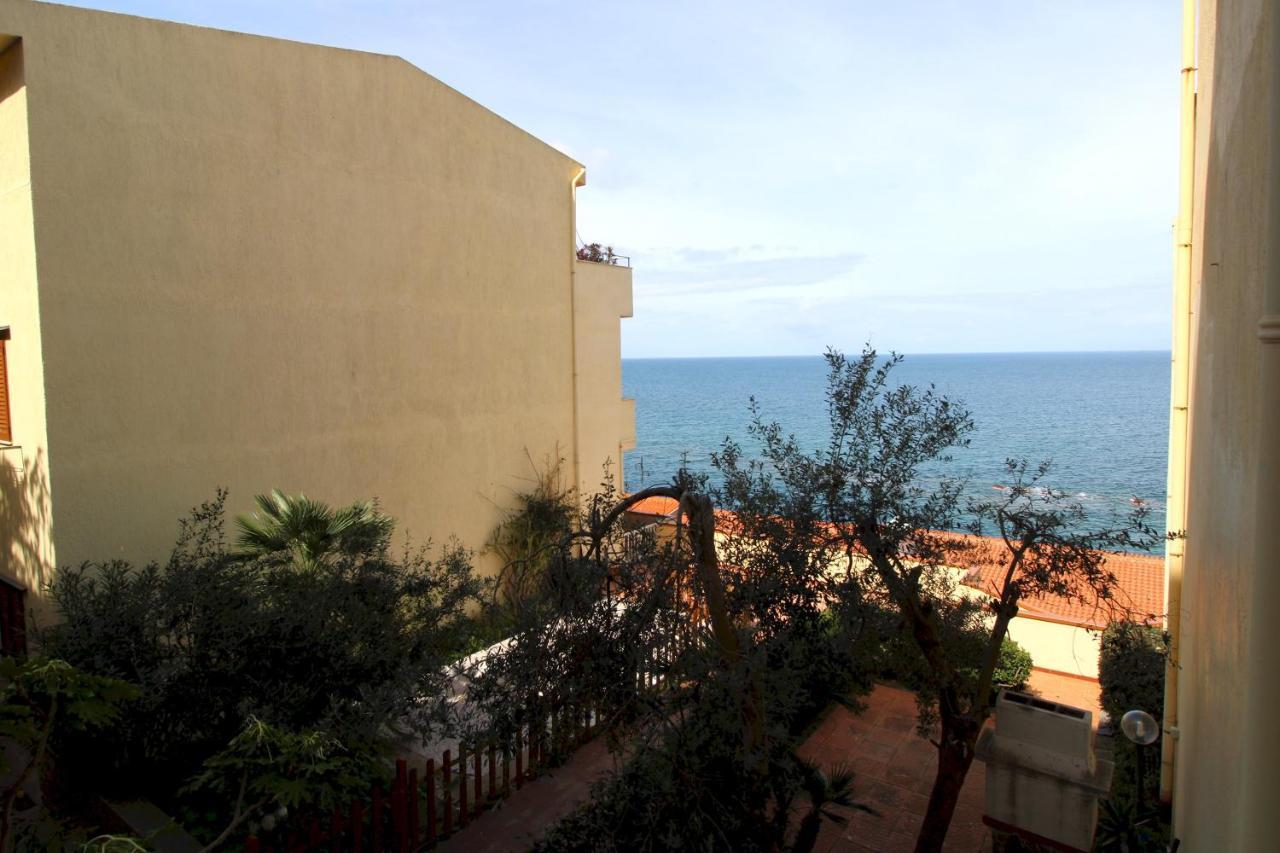 Marina Bay - Apartamento *